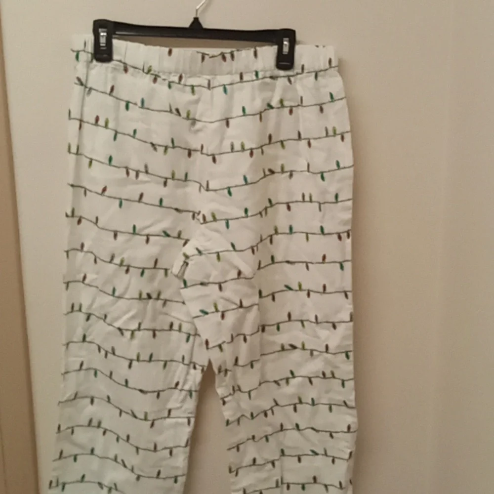 J Crew Pajama Pants Woman's medium Xmas Bulbs New - Picture 4 of 5
